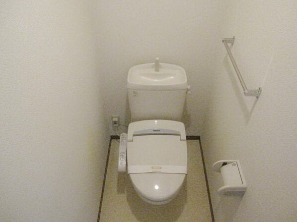 リリー坂下Bの物件内観写真